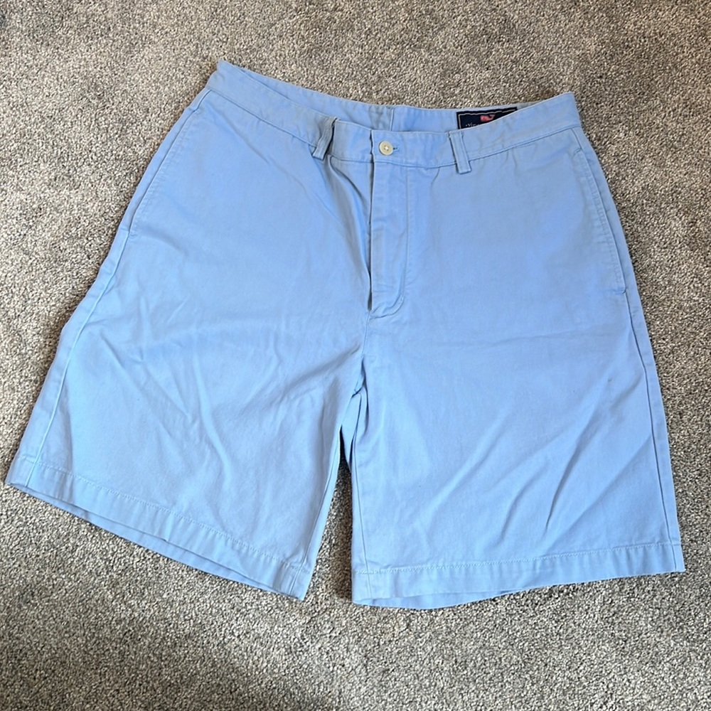 Vineyard Vines shorts